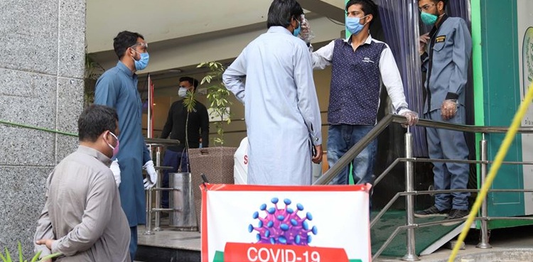 Covid-19 positivity rate Karachi