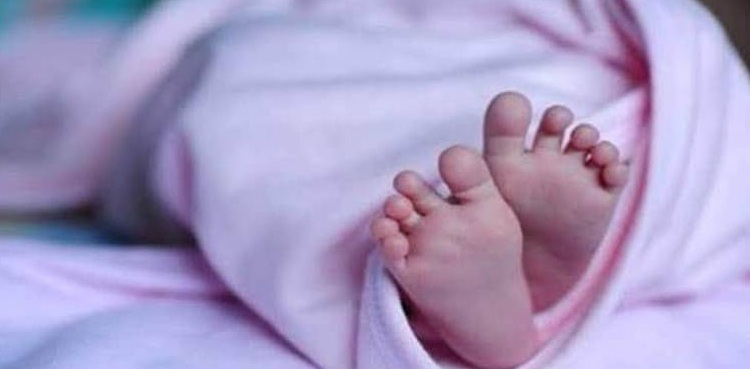 Woman arrested, newborn trafficking, Karachi