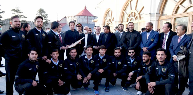 Afghanistan team cricket bat PM Imran