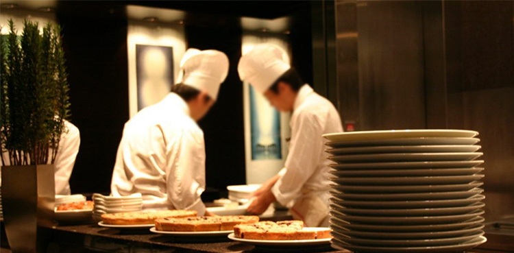 facebook chef COVID-19