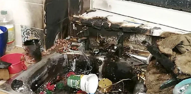 world war wwII, bomb, kitchen, explosion