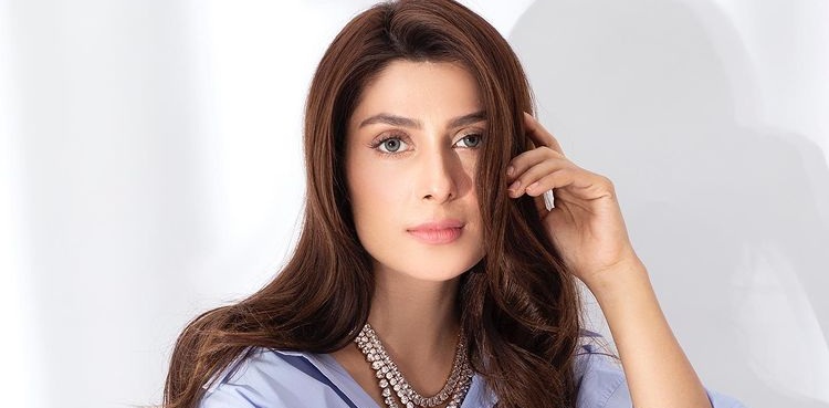 Ayeza Khan
