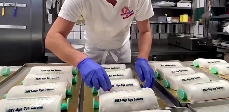 cake syringe coronavirus