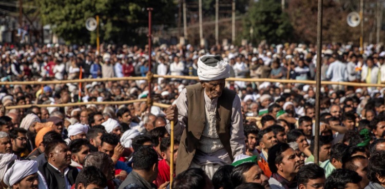 indian farmers protests rail blockade