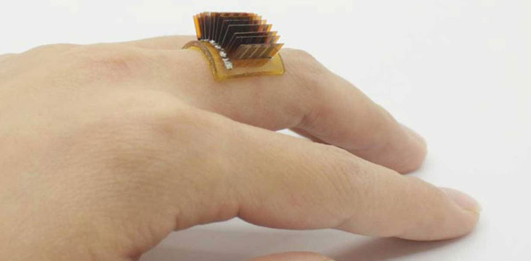 Never ending battery: This device converts body heat into electricity