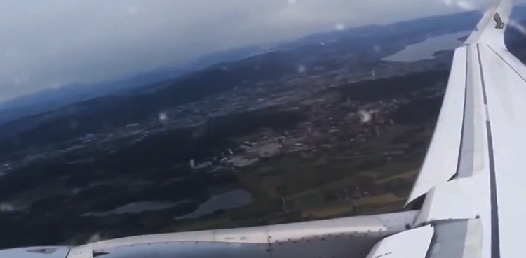 video airline singapore ufo