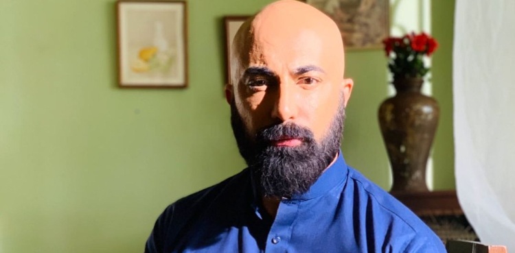 Pehli Si Muhabbat HSY akram