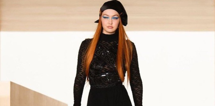 Gigi Hadid Versace
