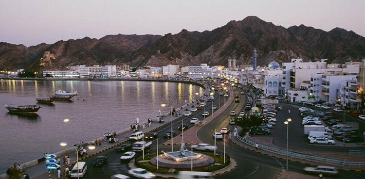 ICU cases, Oman, COVID-19, night curfew