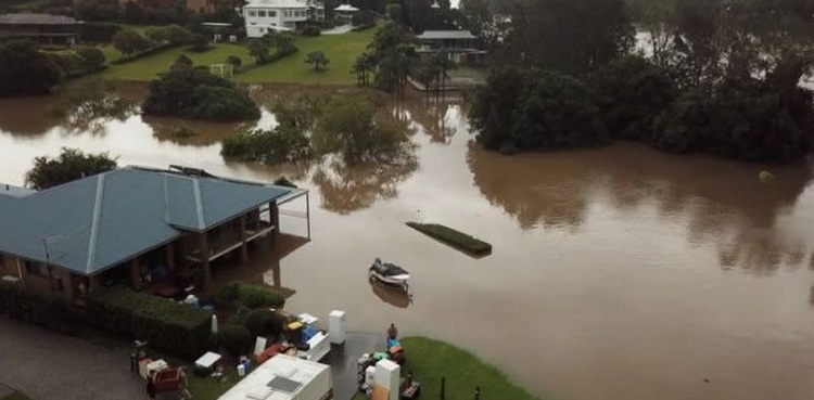 heavy rain flash flooding australia evacuation