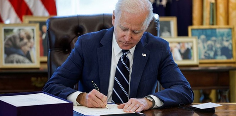 joe biden states adults vaccine covid-19