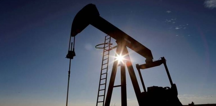 Oil falls, US , China
