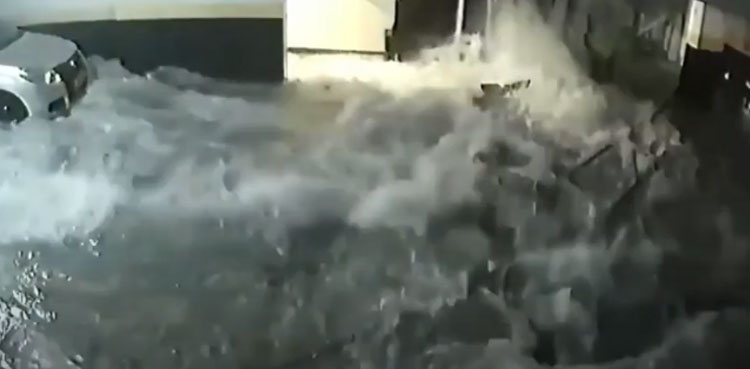 swimming pool collapse car park security camera brazil