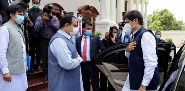 PM Imran Lahore