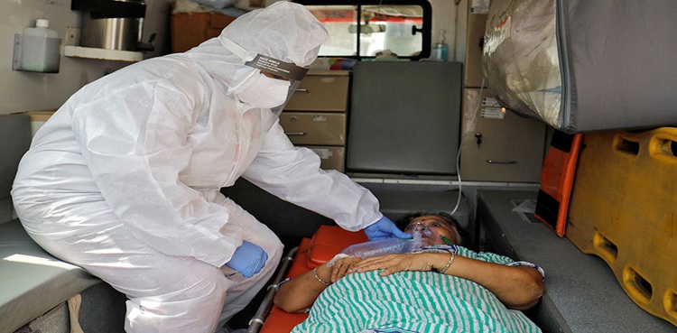 Indian-man-sees-his-mother-die-as-cops-take-away-oxygen-support