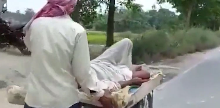tragic video indian man dying father hospital wooden handcart