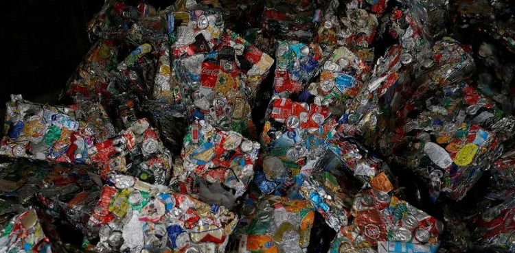 plastic packaging investment