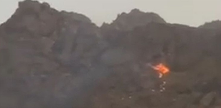 thunderbolt, mount afar, Saudi Arabia, fire