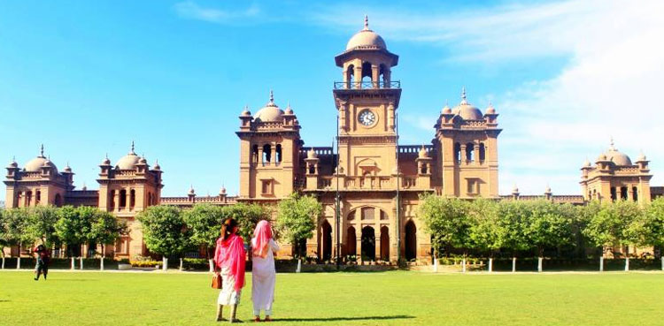 kp colleges summer vacations