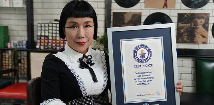 world record longest eyelash