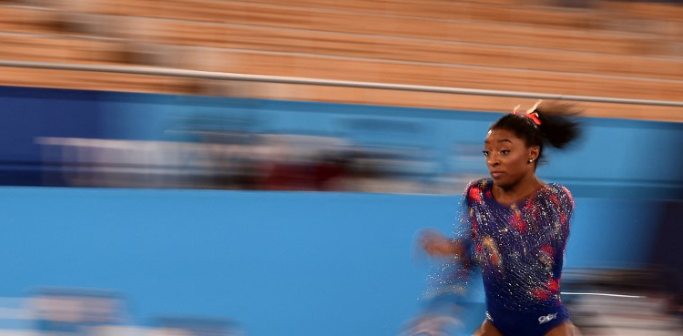 Simone Biles Olympic team final exit