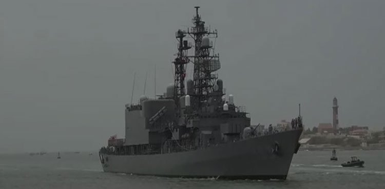 Japanese-navy-ship-visits-karachi-port
