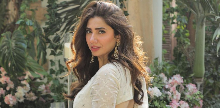 Mahira Khan, Salim Karim
