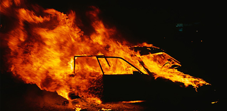 Man-in-central-Punjab-sets-car-on-fire-with-wife-inside-over-dispute