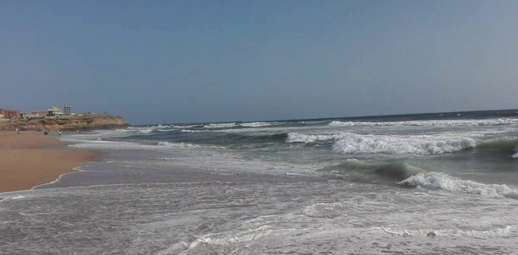 hawkesbay beach, karachi, youngsters drown,
