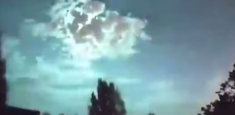 UFO-debate-begins-as-shooting-star-on-Turkey's-sky-causes-'explosion'