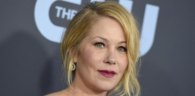 Christina Applegate multiple sclerosis
