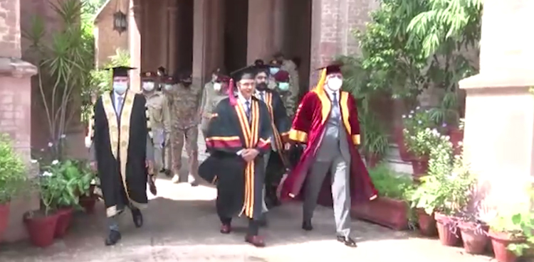 coas bajwa government college university gcu lahore ispr