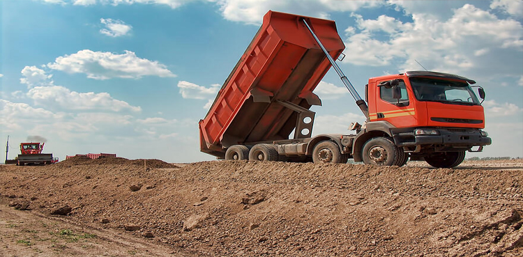 Karachi-waste-sites-max-out-as-dumper-association-strike-enters-5th-day