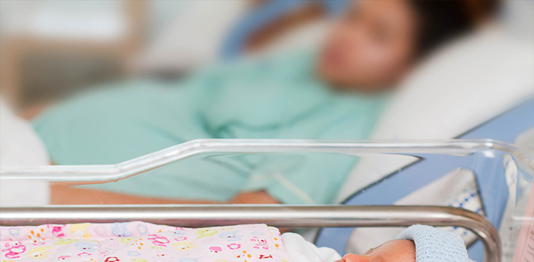 Woman-dies-during-childbirth-as-doctor-forgets-towel,-sponge-in-her-belly