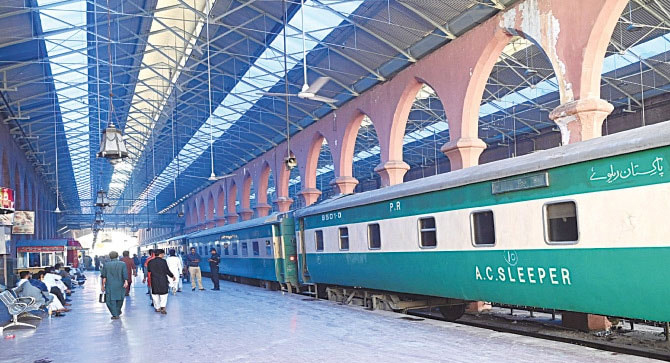 Pakistan Railways announces massive reduction in fares