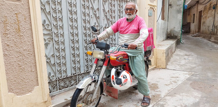 food delivery boy 73-year-old man islamabad