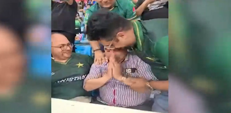 Babar Azam father India vs Pakistan