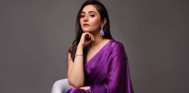 dur e fishan saleem beautiful pictures