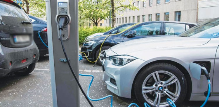 Pakistan EVs, IFC agreement