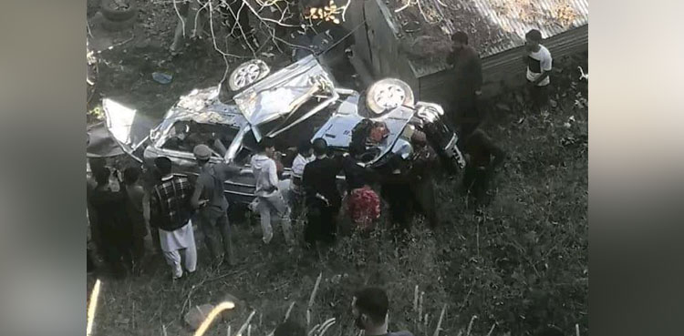 Muzaffarabad, School van , ravine, Children injured