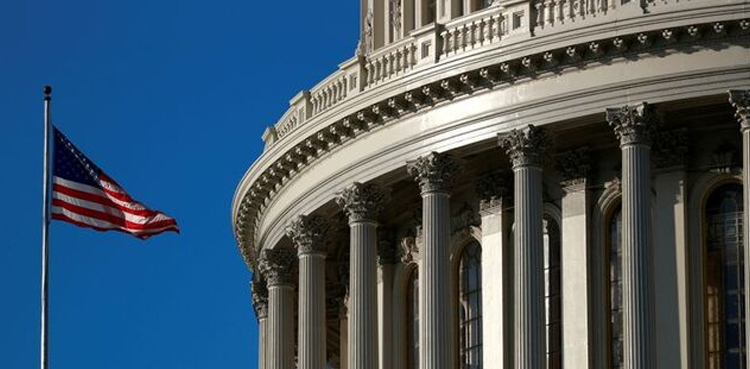 US Congress, Republicans take lead