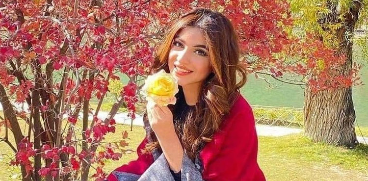kinza hashmi, skardu trip, latest pictures