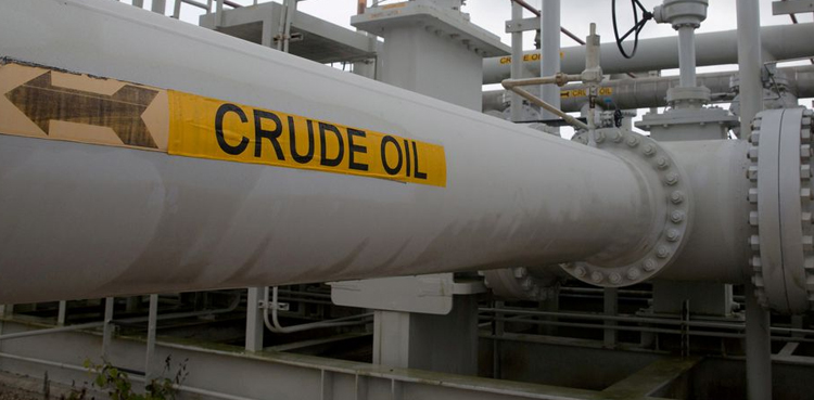 US oil prices fight