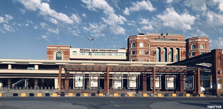 Airhostess arrested, Lahore airport, Pakistan