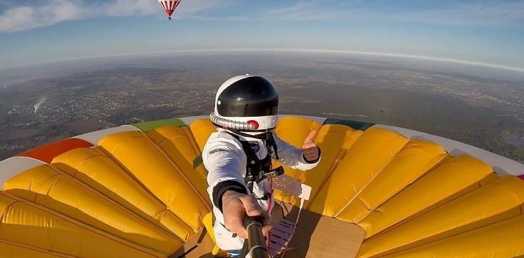 man hot-air balloon world record