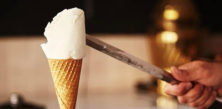 Icecream bowl explodes in the kid's face, injures him badly