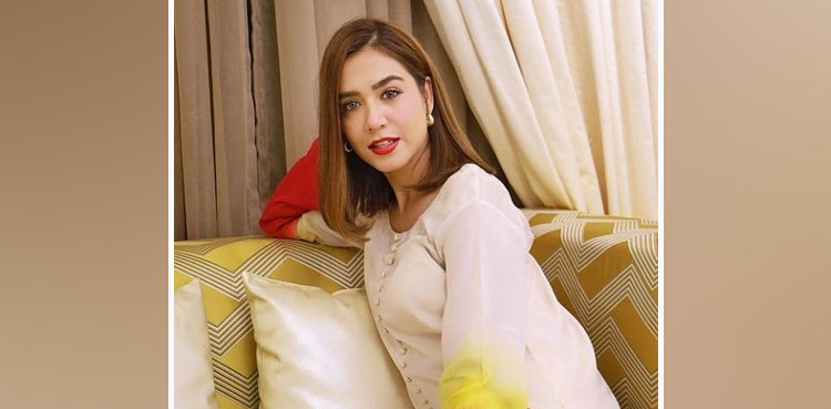 mansha pasha, pictures, social media