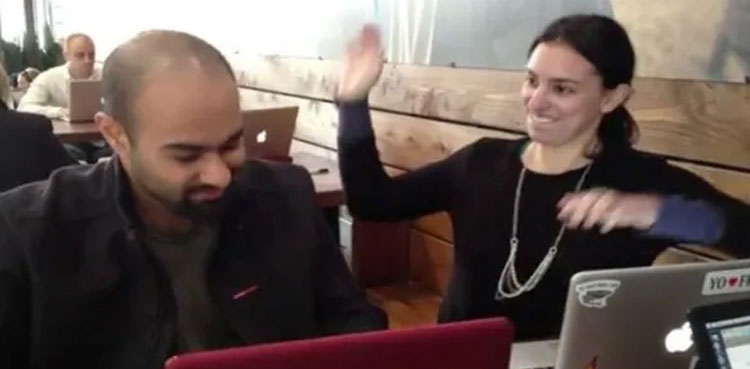 Man Hire Woman Slap Facebook