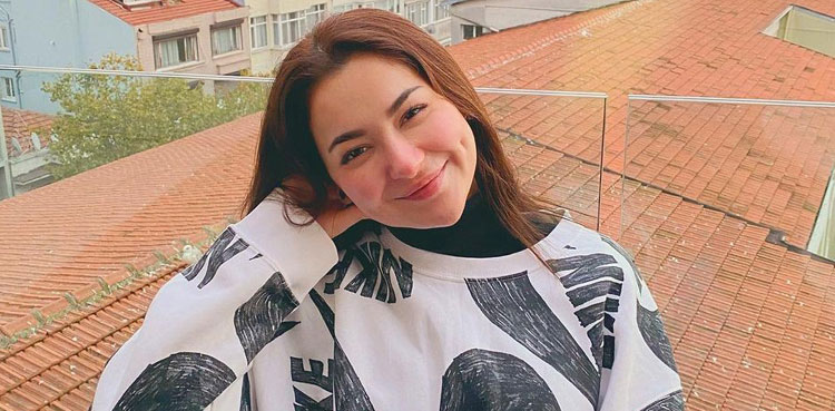 Hania Aamir, Actor, doppelganger, viral