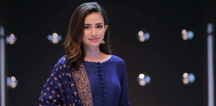 Sana Javed, actor, pictures, viral